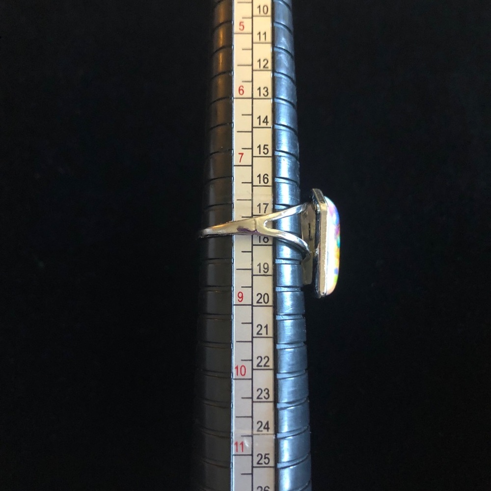 Colorful Abstract Geometric Ring - Picture 10 of 10